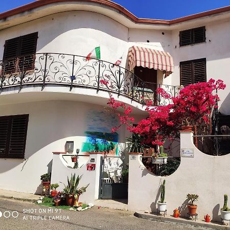 Apartment Via Montenegro Ghilarza Bagian luar foto