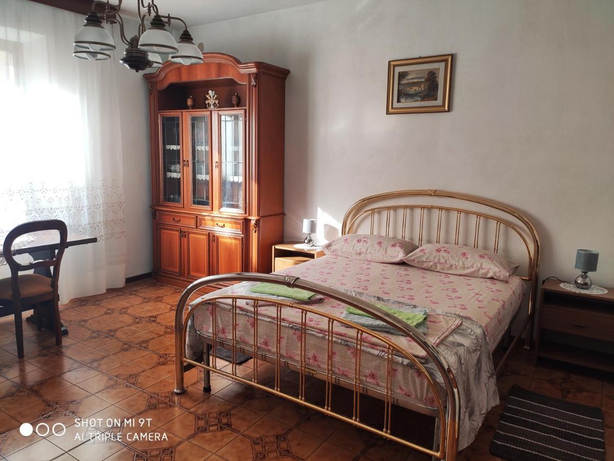 Apartment Via Montenegro Ghilarza Bagian luar foto