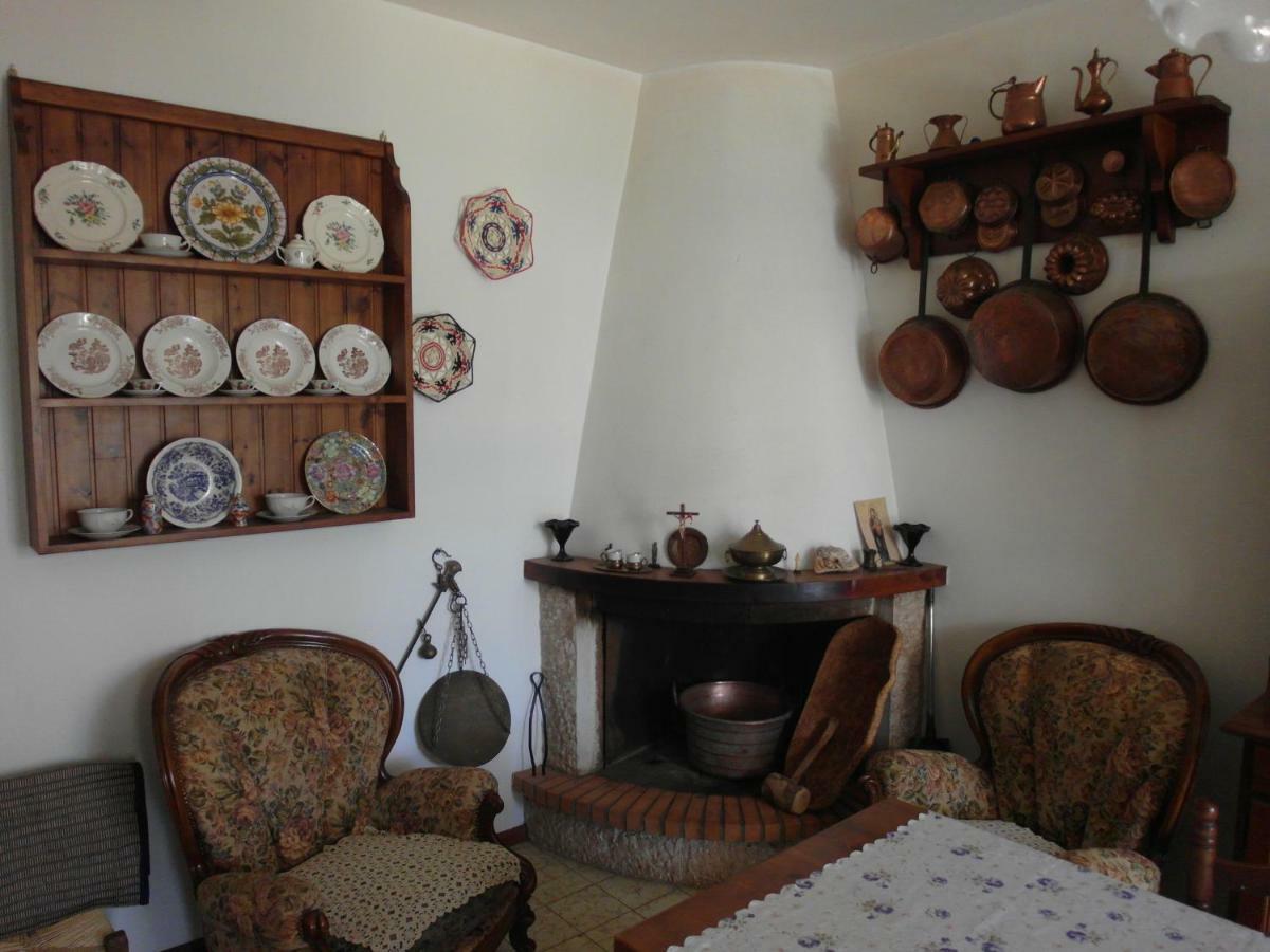 Apartment Via Montenegro Ghilarza Bagian luar foto